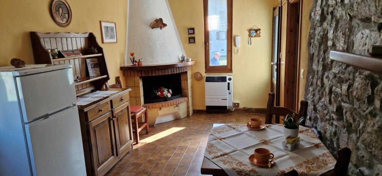 Cascina Del Galin Apartment Lanzo D'intelvi Ngoại thất bức ảnh